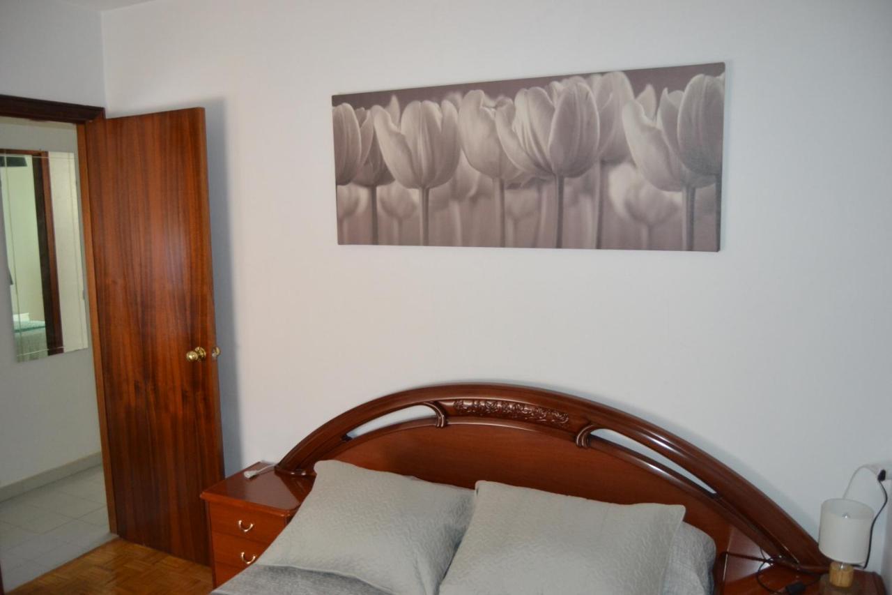 Inmoinsuas Train Station Apartment Sarria Ngoại thất bức ảnh